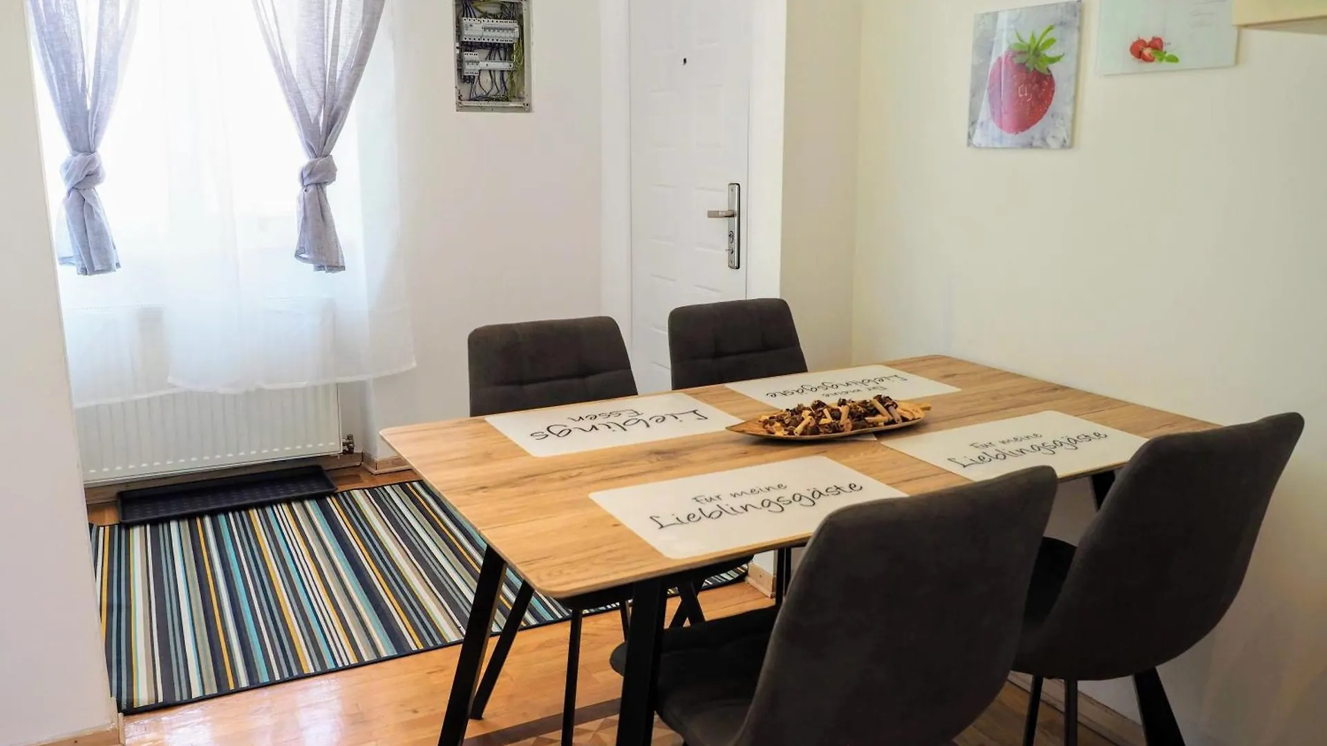 Schoenbrunn Palace Apartments Free Parking And 24H Check-In 维也纳 奥地利