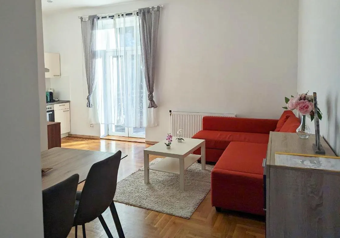 Schoenbrunn Palace Apartments Free Parking And 24H Check-In Vienna