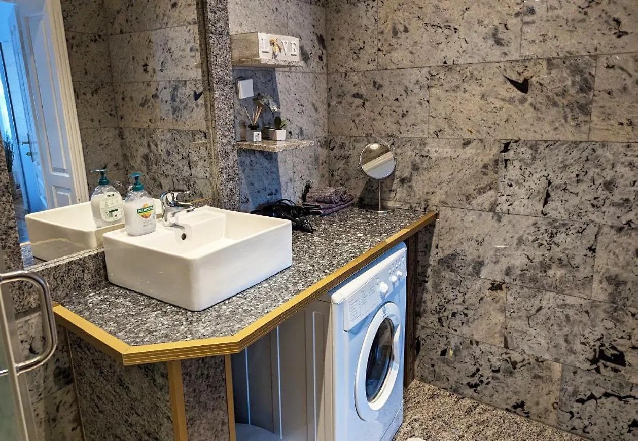 Schoenbrunn Palace Apartments Free Parking And 24H Check-In Vienna 0*,