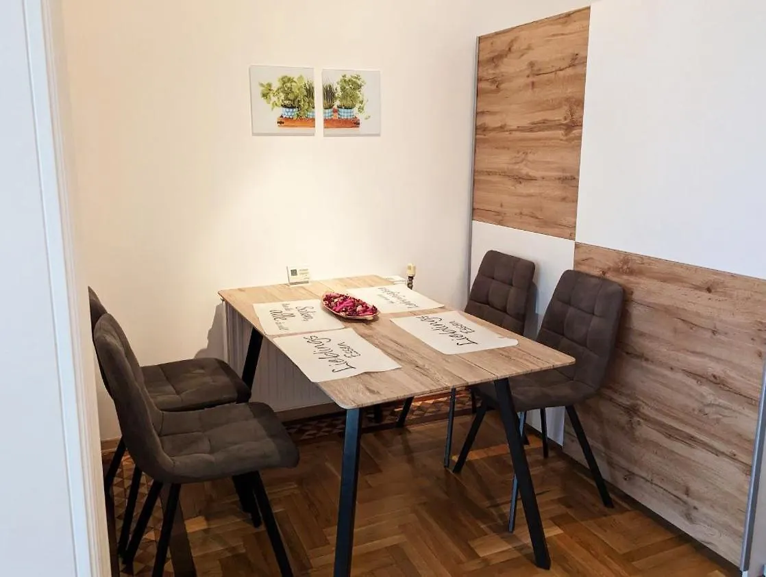 Schoenbrunn Palace Apartments Free Parking And 24H Check-In Vienna 0*,  Austria