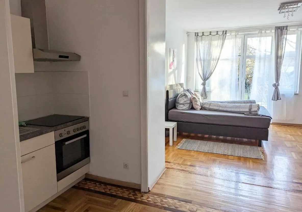 Schoenbrunn Palace Apartments Free Parking And 24H Check-In Vienna