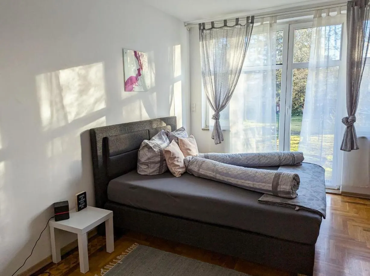 Schoenbrunn Palace Apartments Free Parking And 24H Check-In Vienna