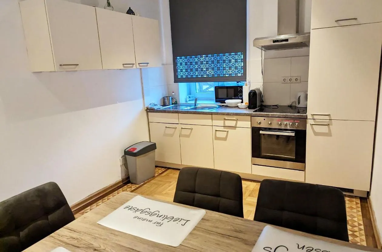 Schoenbrunn Palace Apartments Free Parking And 24H Check-In Vienna Austria